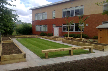 View of London courtyard garden
